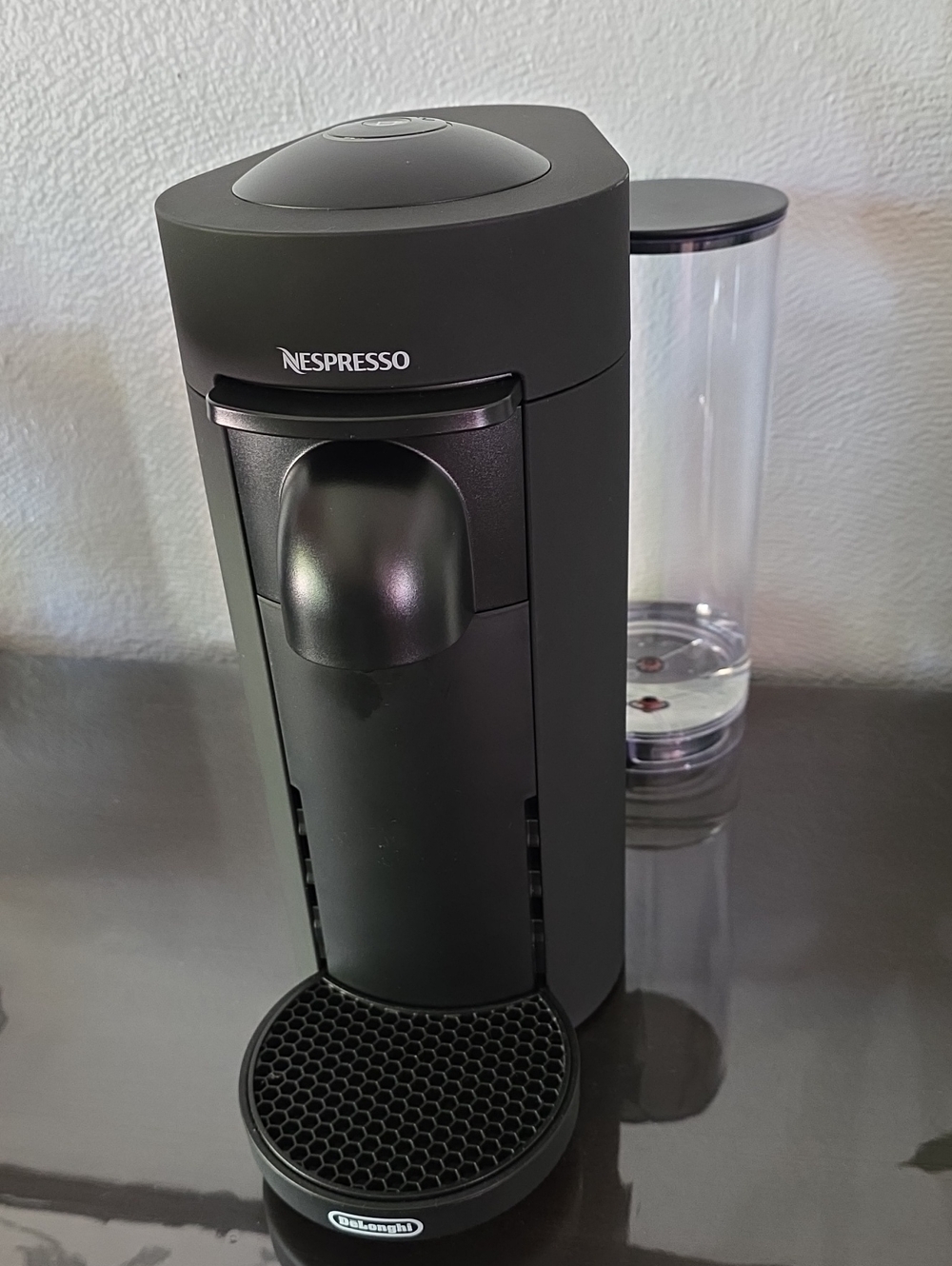 Nespresso Vertuo Plus Machine
